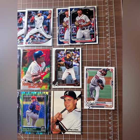 Atlanta Braves Baseball Card Collection 🔥 - Picture 3 of 3